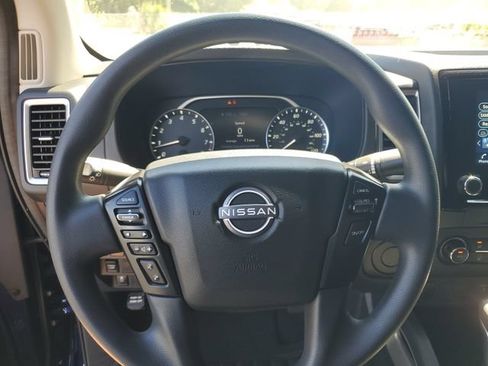 Used 2022 Nissan Frontier SV RWD image 26