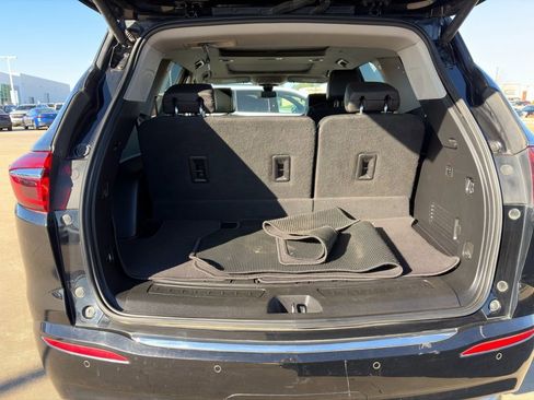 Used 2020 Buick Enclave Avenir w/ Avenir Technology Package image 11