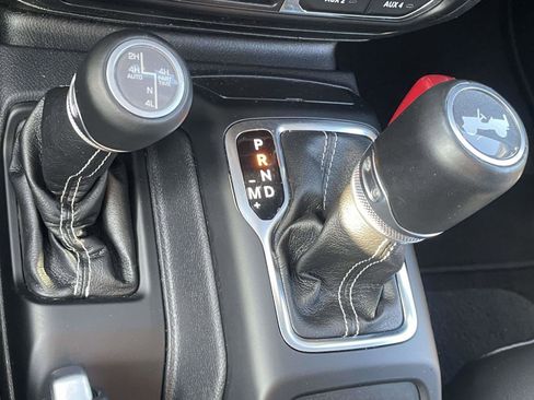 Used 2021 Jeep Wrangler Unlimited Sahara w/ Safety Group image 8