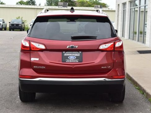 Used 2021 Chevrolet Equinox LT AWD/4WD image 12