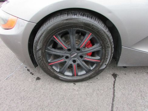 Used 2003 BMW Z4 2.5i image 32