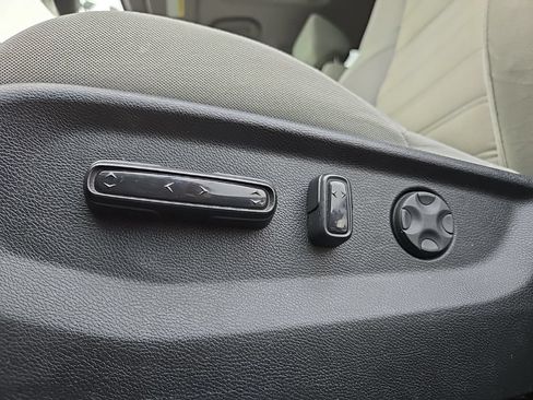 Used 2017 Honda CR-V EX image 30