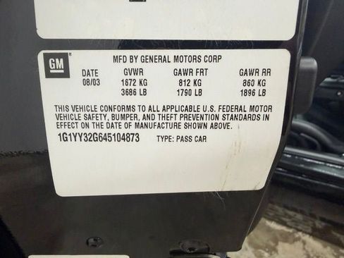 Used 2004 Chevrolet Corvette Convertible w/ Preferred Equipment Group RWD image 21