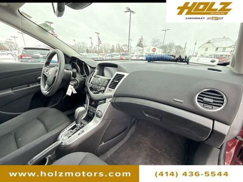 Certified 2016 Chevrolet Cruze LT image 31