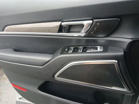 Used 2022 Kia Telluride SX w/ Nightfall Edition Package image 19