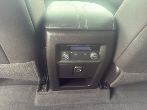 Certified 2023 Chevrolet Traverse LT AWD/4WD image 32