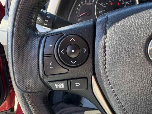 Used 2013 Toyota RAV4 LE image 26