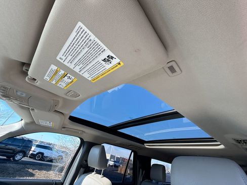 Used 2021 Ford Expedition Max XLT image 24