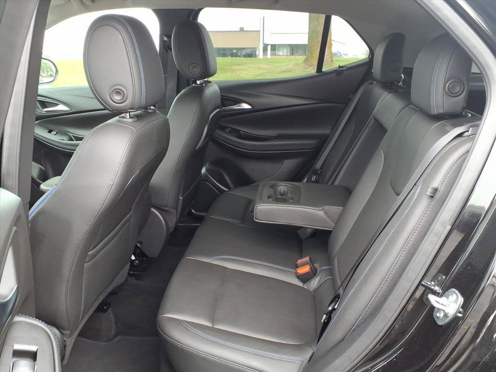 Used 2025 Buick Encore GX Sport Touring w/ Comfort Package AWD/4WD image 29