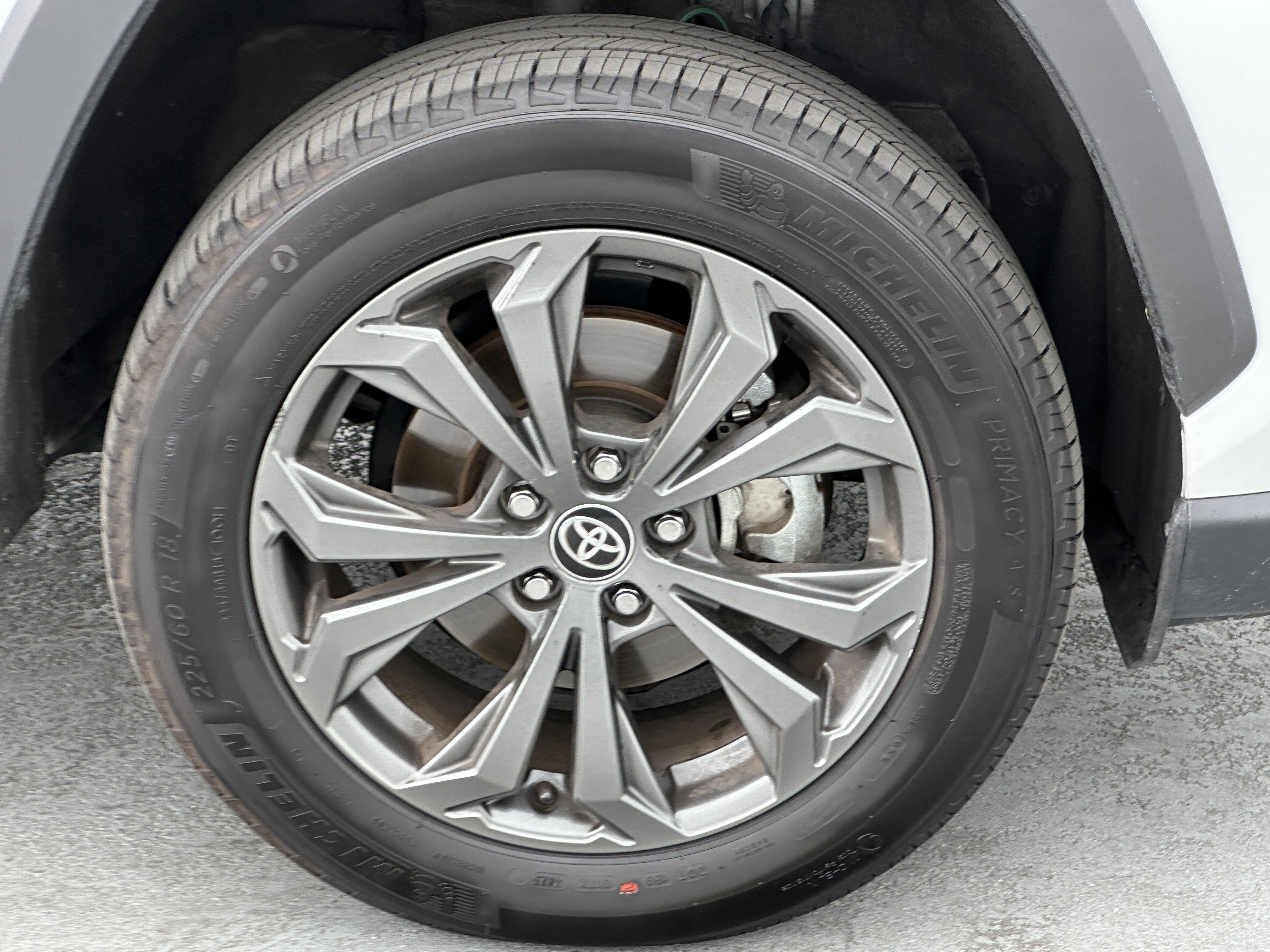 Used 2025 Toyota RAV4 XLE Premium AWD/4WD image 14