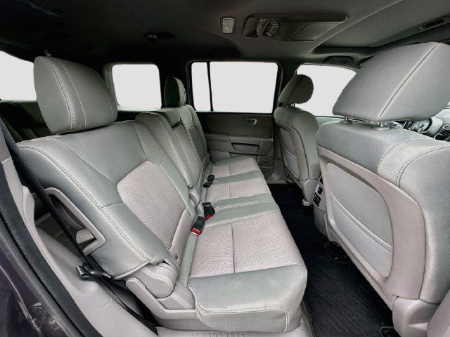 Used 2015 Honda Pilot SE image 30
