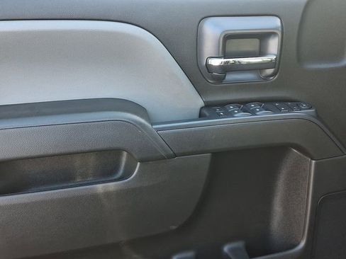 Used 2019 Chevrolet Silverado 1500 Custom w/ Custom Convenience Package image 15