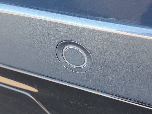 New 2027 Lincoln Navigator Reserve w/ Jet Appearance Package AWD/4WD image 6