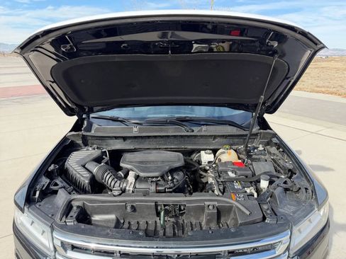 Used 2021 GMC Acadia SLE AWD/4WD image 12
