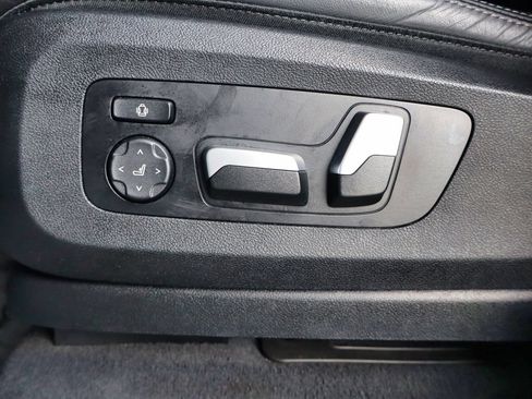 Used 2023 BMW X5 xDrive40i w/ Premium Package AWD/4WD image 53