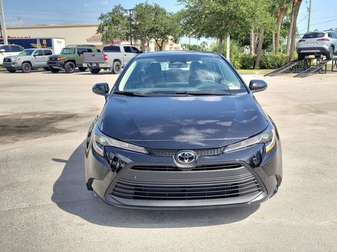 New 2026 Toyota Corolla LE FWD image 2