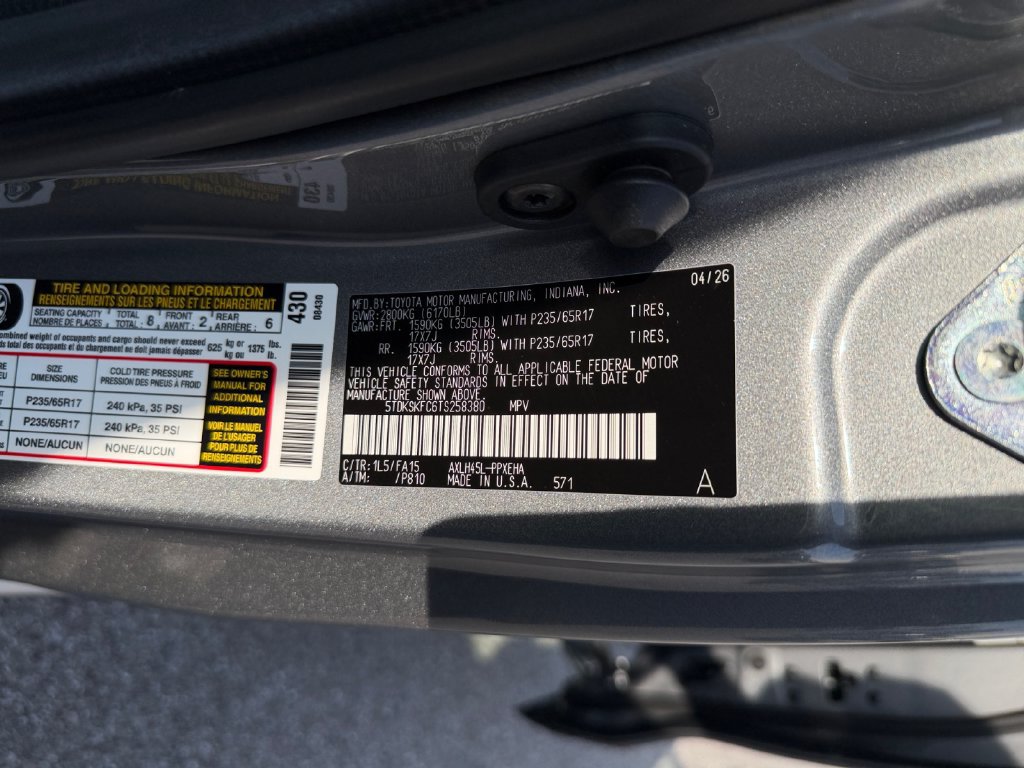 Used 2026 Toyota Sienna LE AWD/4WD image 29