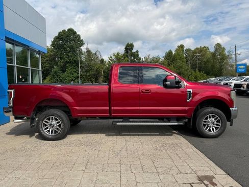 Used 2019 Ford F250 Lariat w/ Lariat Value Package AWD/4WD image 4