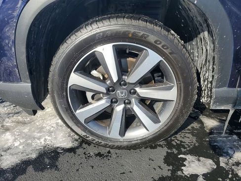 Used 2023 Honda Pilot Touring image 17