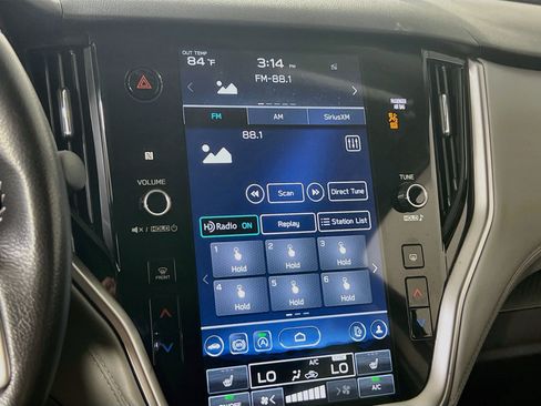 Used 2023 Subaru Outback Premium AWD/4WD image 15