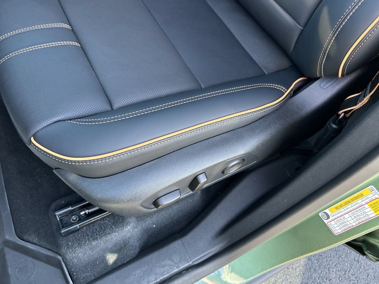 New 2027 Chevrolet Traverse High Country w/ LPO, Floor Liner Package AWD/4WD image 24