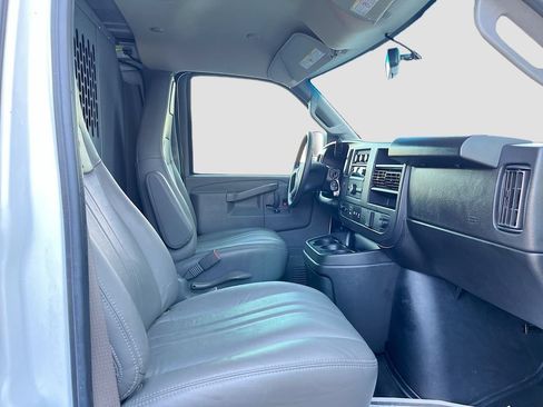 Used 2024 GMC Savana 2500 w/ Driver Convenience Package RWD image 25