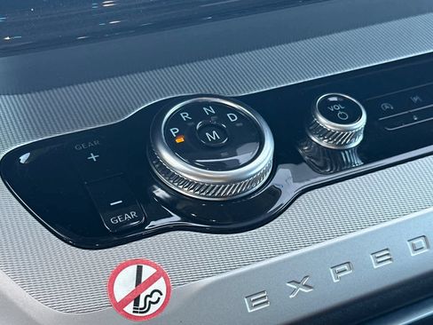 Certified 2025 Ford Expedition Active RWD image 23