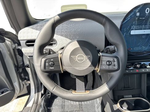 New 2026 MINI Cooper 2-Door Hardtop image 15