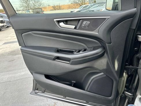 Used 2016 Ford Edge Titanium w/ Equipment Group 302A image 23