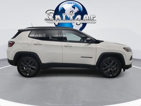 New 2026 Jeep Compass Limited AWD/4WD image 10