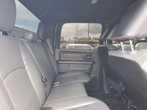 Used 2021 RAM 2500 Tradesman w/ Chrome Appearance Group AWD/4WD image 28