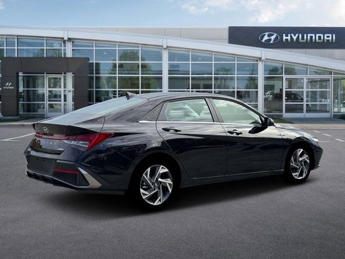 New 2026 Hyundai Elantra Limited w/ Cargo Package image 8
