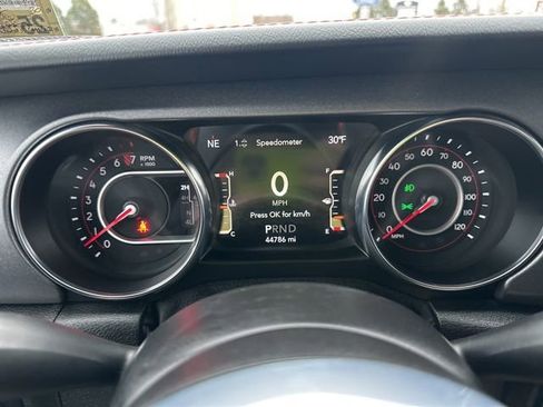 Used 2021 Jeep Gladiator Mojave image 16