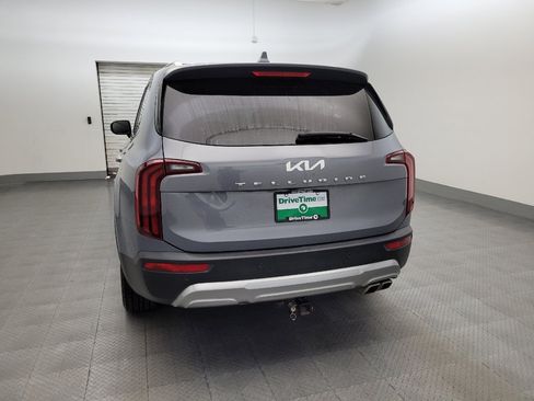 Used 2022 Kia Telluride S FWD image 6