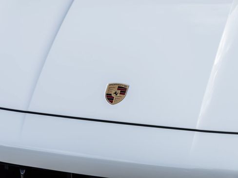 Certified 2025 Porsche Cayenne GTS AWD/4WD image 18