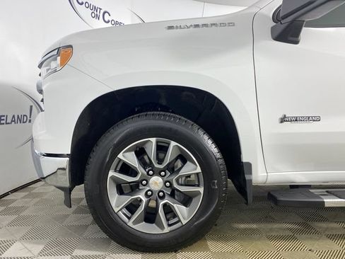 Certified 2025 Chevrolet Silverado 1500 LT AWD/4WD image 29