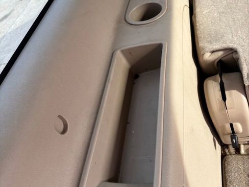 Used 2012 Cadillac Escalade ESV Luxury image 9