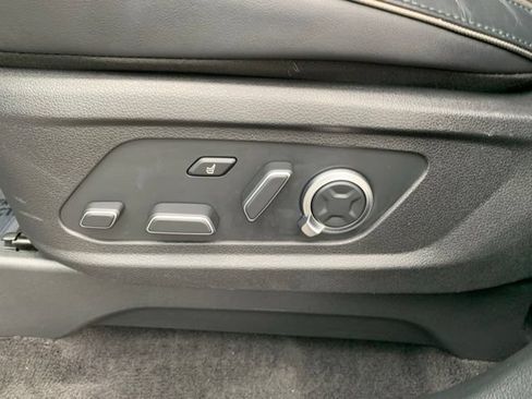 Certified 2025 Hyundai Palisade Calligraphy AWD/4WD image 17