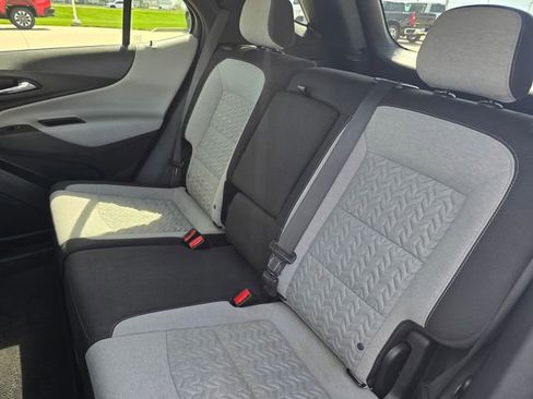 Used 2023 Chevrolet Equinox LT FWD image 23