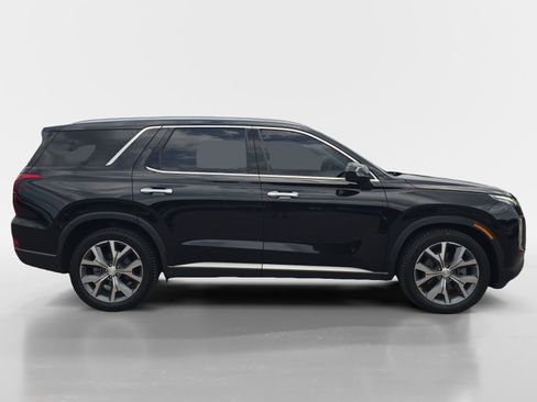 Used 2020 Hyundai Palisade SEL FWD image 2