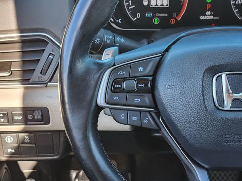 Used 2022 Honda Accord Touring image 32