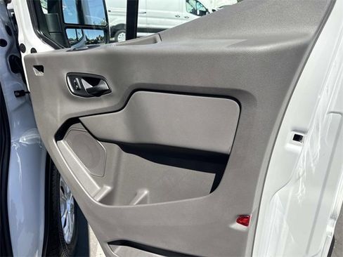 New 2025 Ford Transit 250 148 Medium Roof image 22