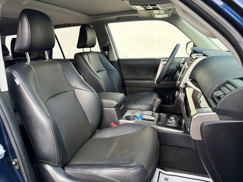 Used 2020 Toyota 4Runner Limited AWD/4WD image 13