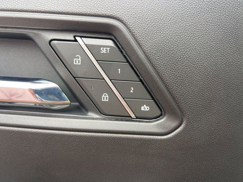 Used 2025 Chevrolet Colorado ZR2 image 24