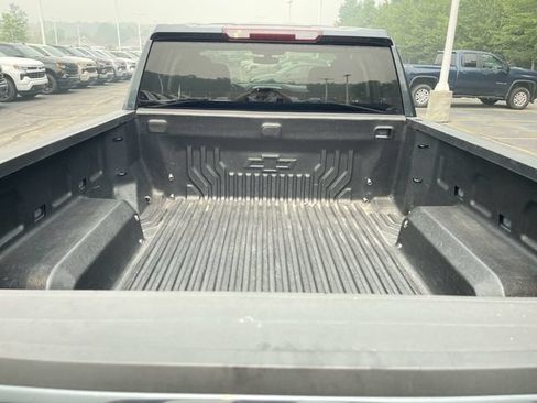 Certified 2020 Chevrolet Silverado 1500 Custom w/ Custom Value Package AWD/4WD image 23