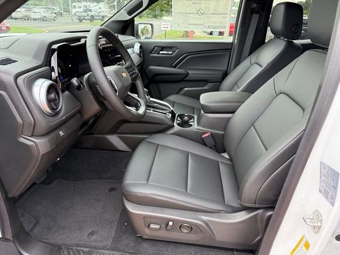 New 2025 Chevrolet Colorado LT w/ LT Convenience Package image 11