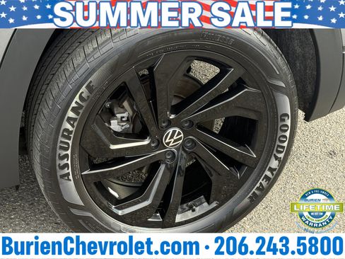 Used 2023 Volkswagen Atlas SE AWD/4WD image 29