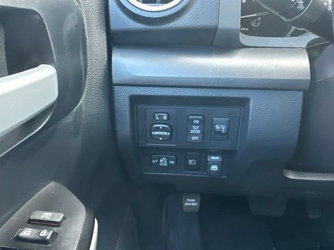 Used 2018 Toyota Tundra SR5 w/ TRD Sport Package AWD/4WD image 33