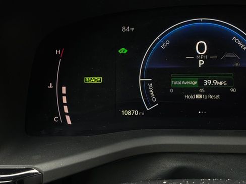 Used 2026 Toyota Camry LE FWD image 40