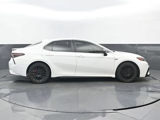 Used 2023 Toyota Camry SE FWD video 2